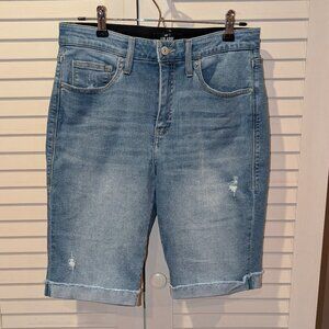 LuLaRoe Distressed Light wash Denim Bermuda Shorts Size 30 (10)